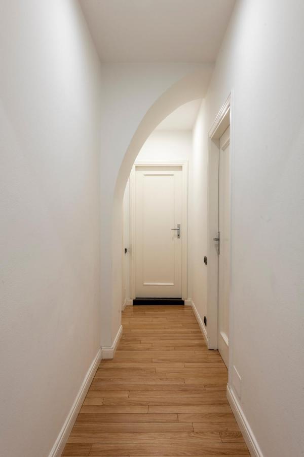 Boutique Apartment Porta Duomo, Close To The Lake! コモ エクステリア 写真